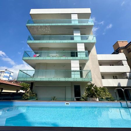 Apartment Fiore-2 By Interhome Lignano Sabbiadoro Zewnętrze zdjęcie