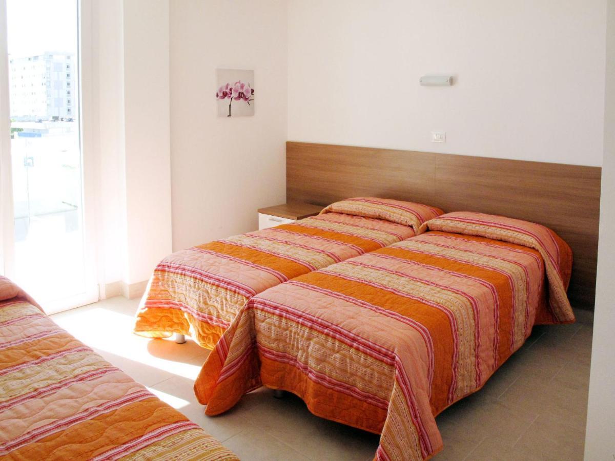 Apartment Fiore-2 By Interhome Lignano Sabbiadoro Zewnętrze zdjęcie