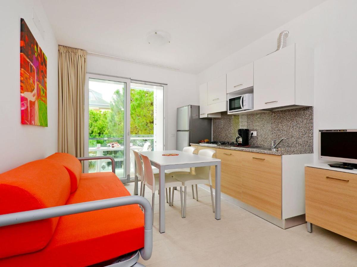 Apartment Fiore-2 By Interhome Lignano Sabbiadoro Zewnętrze zdjęcie