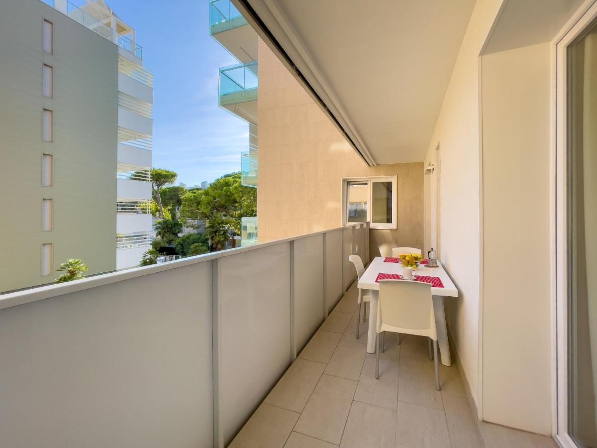Apartment Fiore-2 By Interhome Lignano Sabbiadoro Zewnętrze zdjęcie